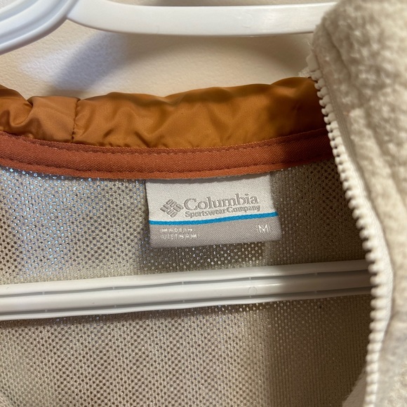 Colombia Women’s Sherpa Quarter Zip Hoodie- size M. - Picture 3 of 6